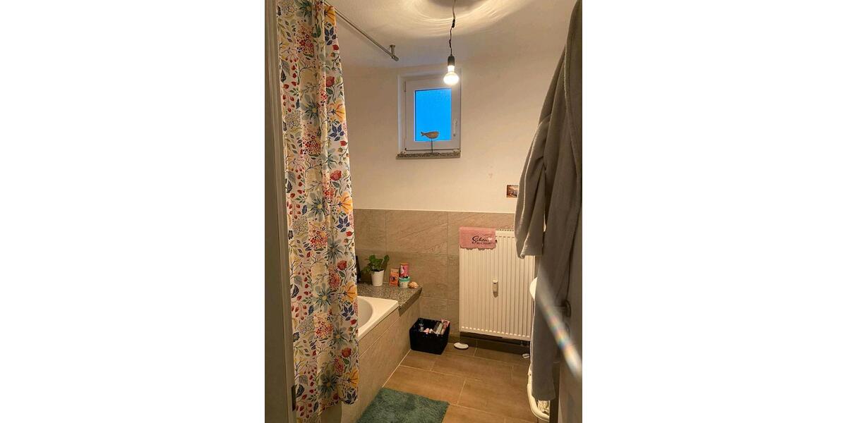 Wohnen auf Zeit Großostheim - 5 Zimmer, 140 m&sup2;, 587&euro; | Angebot:24685857