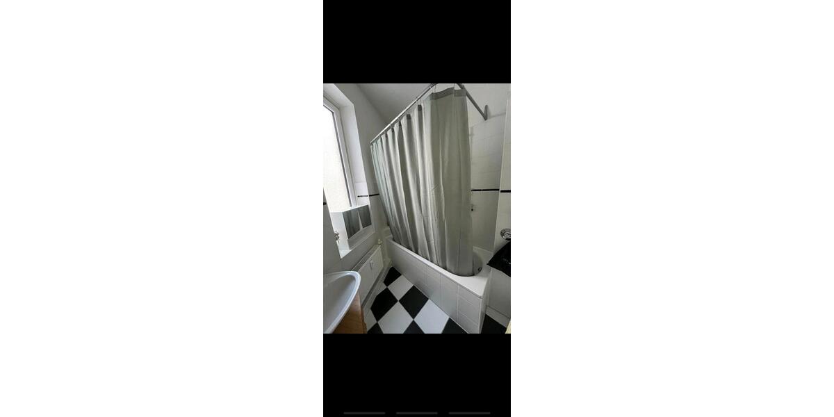 Etagenwohnung Flensburg - 5 Zimmer, 125 m&sup2;, 1.667&euro; | Angebot:26560696