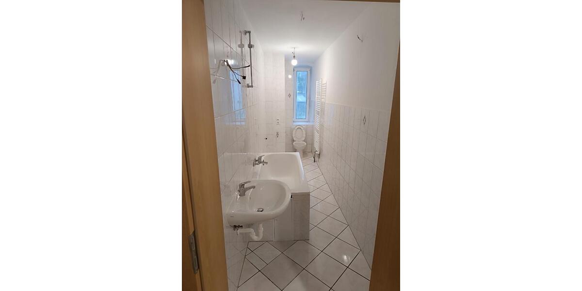 Hochparterre Sebnitz - 4 Zimmer, 96 m&sup2;, 887&euro; | Angebot:24351468