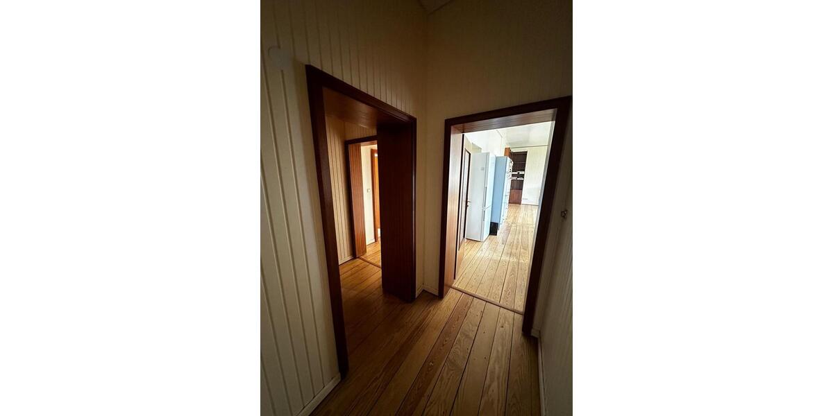 Etagenwohnung Haseldorf - 4 Zimmer, 105 m&sup2;, 1.100&euro; | Angebot:24841934