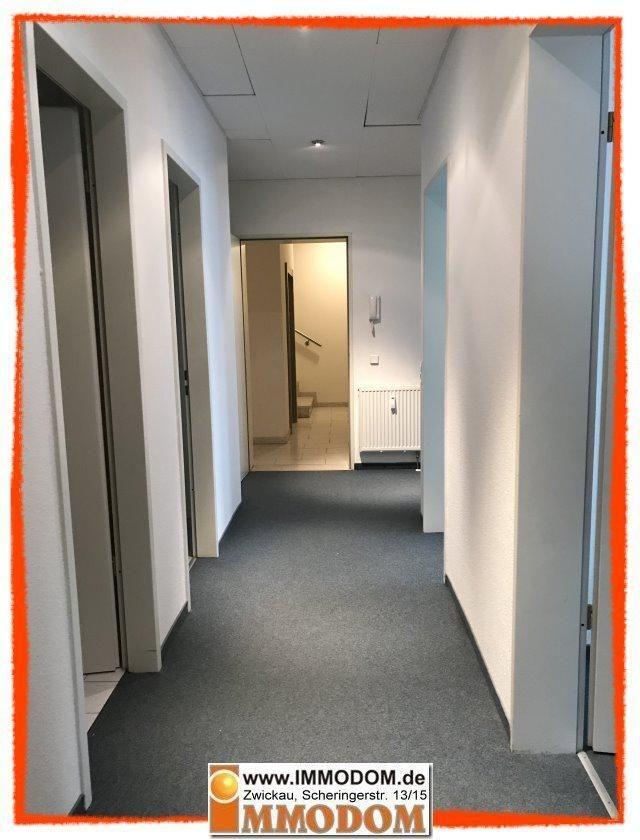 Zentrale Büro- oder Praxiseinheit im Herzen Zwickaus sofort zu vermieten! zimmer