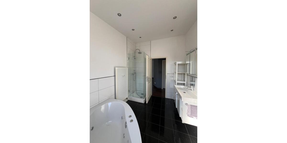 Etagenwohnung Düsseldorf Stadtbezirk 5 - 1 Zimmer, 12 m&sup2;, 660&euro; | Angebot:26552485