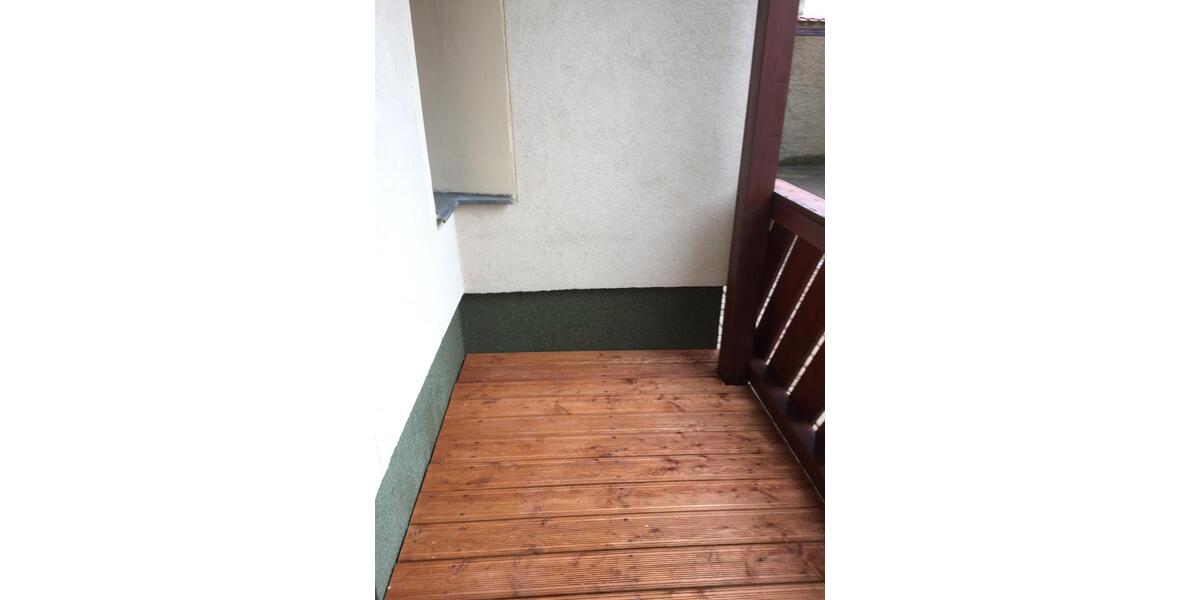 Erdgeschoßwohnung Altenburg - 1 Zimmer, 35 m&sup2;, 210&euro; | Angebot:25976132