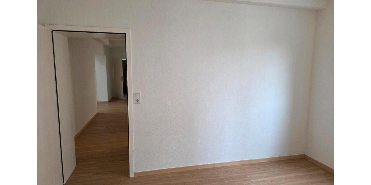 Etagenwohnung Lebach - 3 Zimmer, 77 m&sup2;, 700&euro; | Angebot:24841122