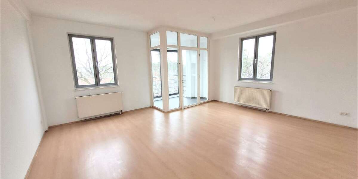 Etagenwohnung Königs Wusterhausen - 3 Zimmer, 87 m&sup2;, 910&euro; | Angebot:25979463