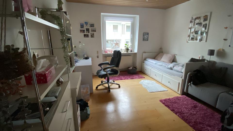 Erdgeschoßwohnung Aschaffenburg Damm - 18 Zimmer, 90 m&sup2;, 350&euro; | Angebot:25271598