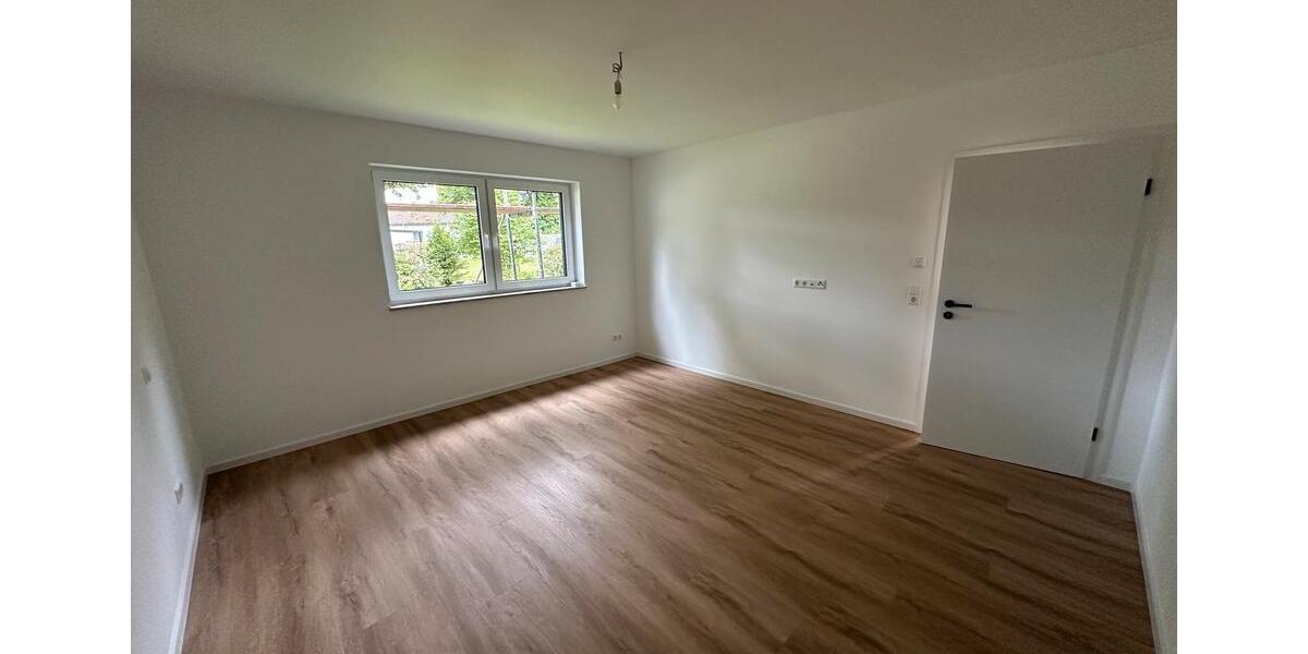 Einfamilienhaus Kaiserslautern Engelshof - 4 Zimmer, 135 m&sup2;, 1.750&euro; | Angebot:26035378