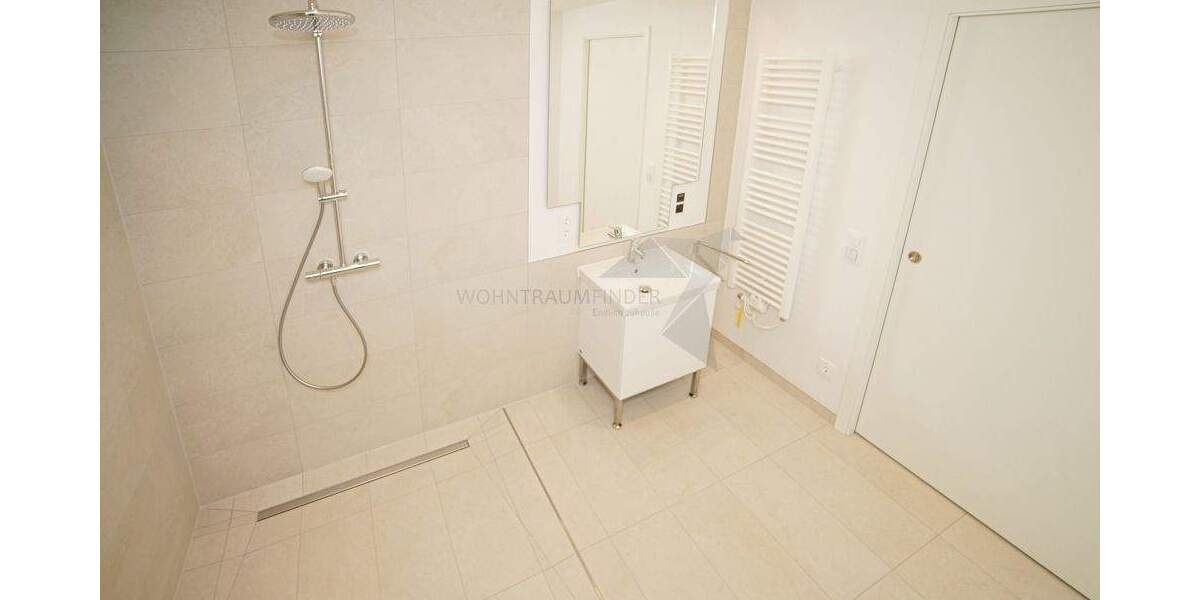 Etagenwohnung Chemnitz Rabenstein - 2 Zimmer, 45 m&sup2;, 654&euro; | Angebot:25681353