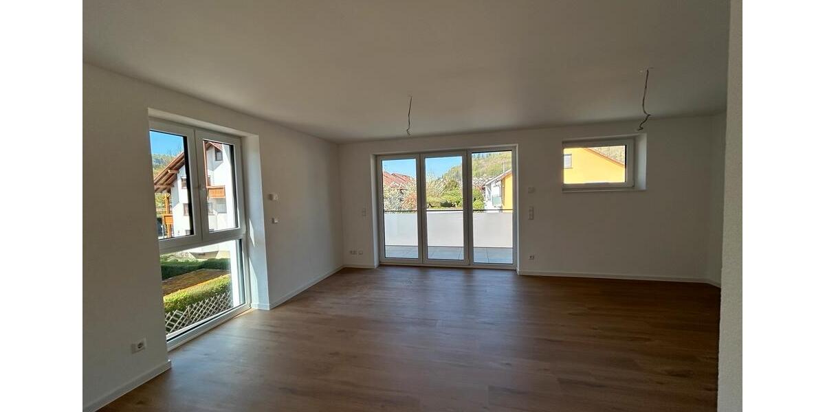 Etagenwohnung Lahr (Schwarzwald) - 5 Zimmer, 120 m&sup2;, 1.705&euro; | Angebot:26415118
