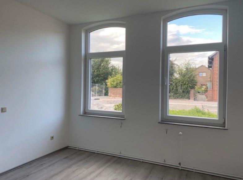 Erdgeschoßwohnung Nordenham - 6 Zimmer, 104 m&sup2;, 1.350&euro; | Angebot:24864743