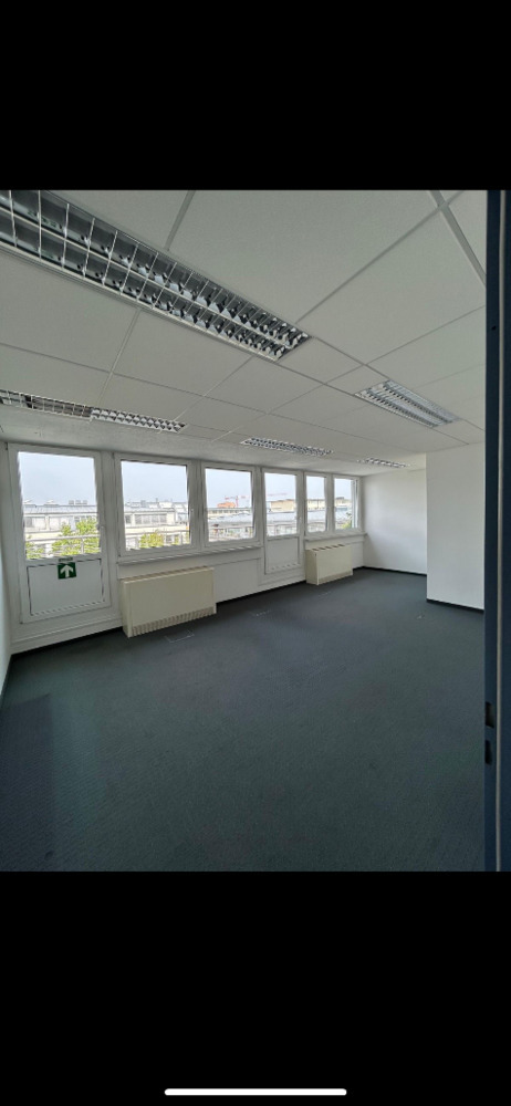 WESTEND: Flexible Büro-Studiofläche mit Dachterrasse - All-in-Miete