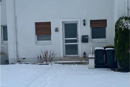 Haus Lage - 3 Zimmer, 120 m&sup2;, 975&euro; | Angebot:25157907