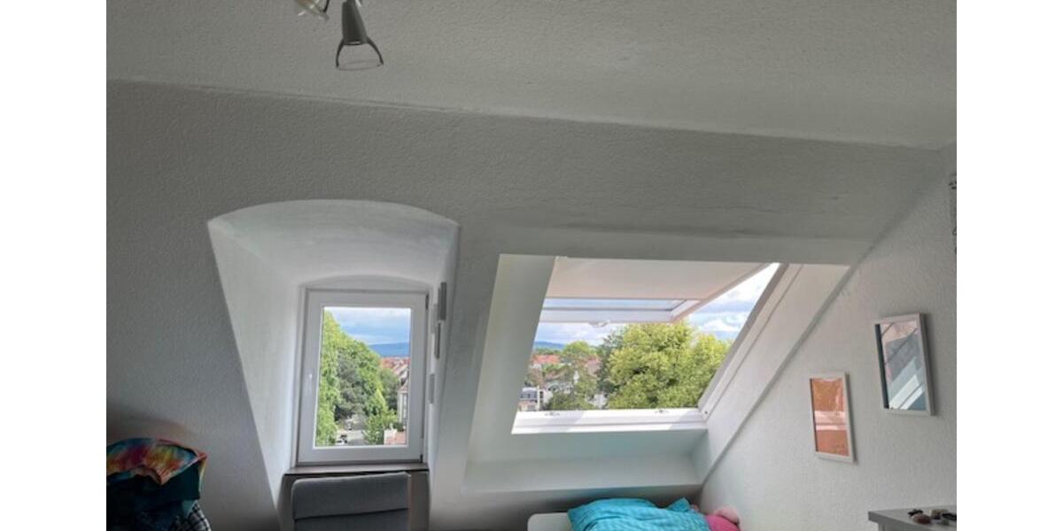 1-Zimmer-Dachgeschoss-Wohnung in Hildesheim ab 16.01.2026 frei 1 zimmer