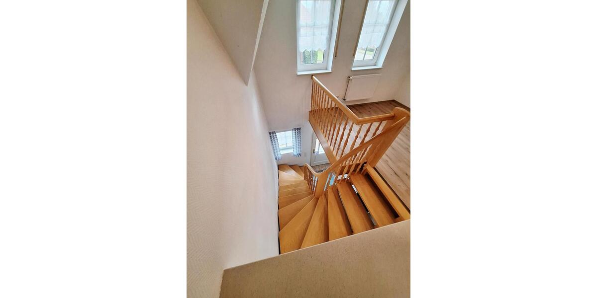 Dachgeschoßwohnung Barßel - 2 Zimmer, 106 m&sup2;, 650&euro; | Angebot:25613354