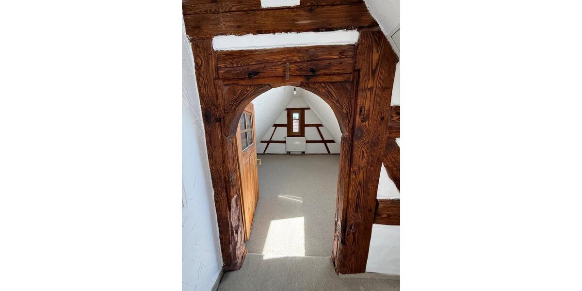 Erdgeschoßwohnung Lonnerstadt - 2.5 Zimmer, 83 m&sup2;, 829&euro; | Angebot:22658313