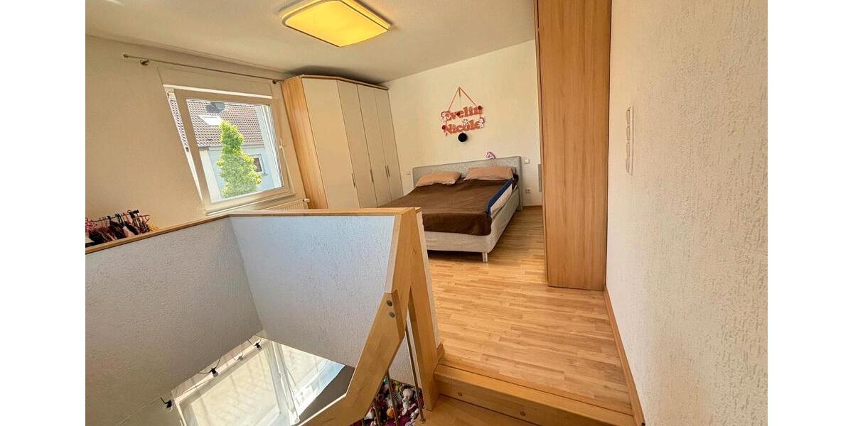 Maisonettenwohnung Linkenheim-Hochstetten Hochstetten - 2 Zimmer, 80 m&sup2;, 1.100&euro; | Angebot:26704414