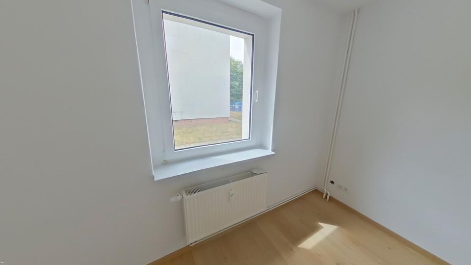 Erstbezug nach Sabnierung in der Nordstr. 11 zimmer