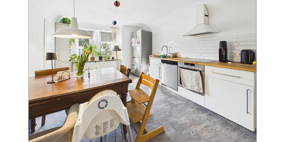 Etagenwohnung Aschaffenburg Österreicher Kolonie - 4 Zimmer, 140 m&sup2;, 1.750&euro; | Angebot:25440810