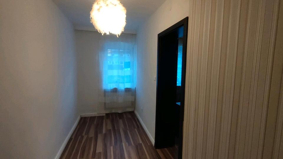 Etagenwohnung Luckenwalde - 3 Zimmer, 70 m&sup2;, 1.000&euro; | Angebot:25753295