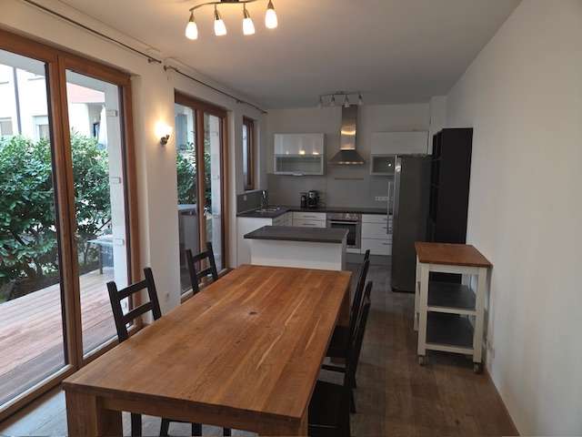 Etagenwohnung Stuttgart Stuttgart-Mitte - 4 Zimmer, 106 m&sup2;, 2.100&euro; | Angebot:26081139