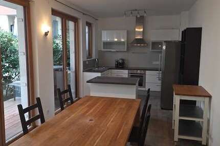 Wohnung Stuttgart Stuttgart-Mitte - 4 Zimmer, 106 m&sup2;, 2.100&euro; | Angebot:26081139