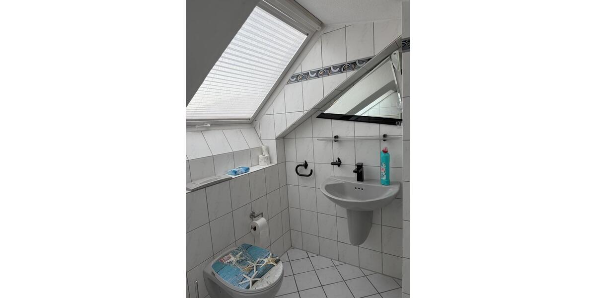 Dachgeschoßwohnung Oberhausen - 3.5 Zimmer, 80 m&sup2;, 660&euro; | Angebot:25143759