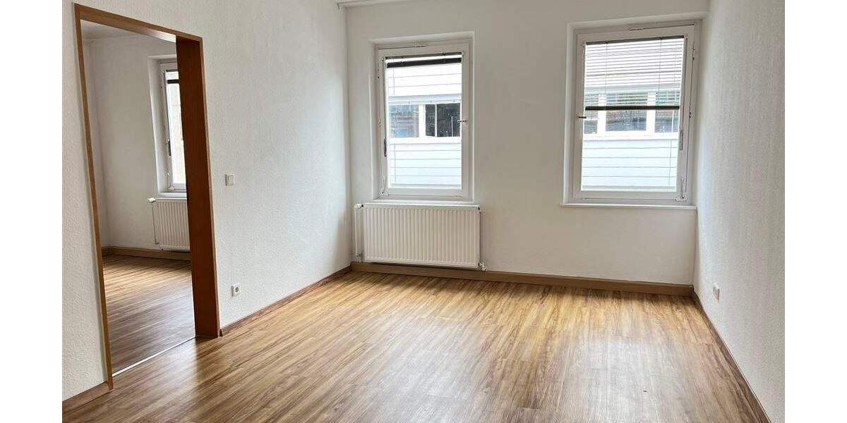 Etagenwohnung Nürnberg Rosenau - 4 Zimmer, 92 m&sup2;, 1.000&euro; | Angebot:23940810