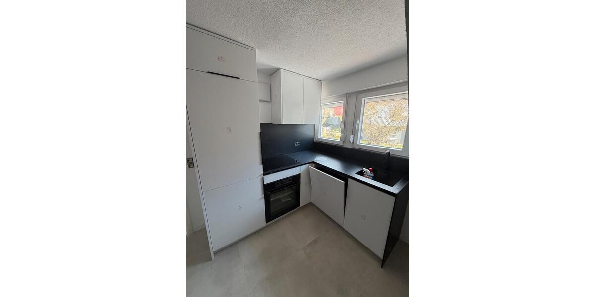 Dachgeschoßwohnung Aidlingen - 3.5 Zimmer, 85 m&sup2;, 1.300&euro; | Angebot:25547177