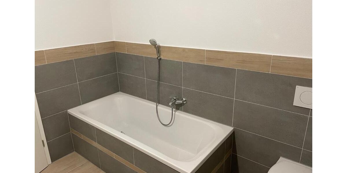 Etagenwohnung Osterhofen - 2 Zimmer, 92 m&sup2;, 644&euro; | Angebot:26648171