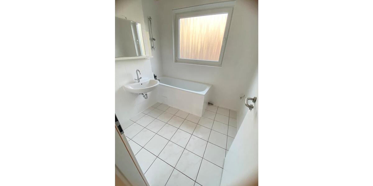 Etagenwohnung Bonn Hardtberg - 3 Zimmer, 85 m&sup2;, 1.462&euro; | Angebot:24646965