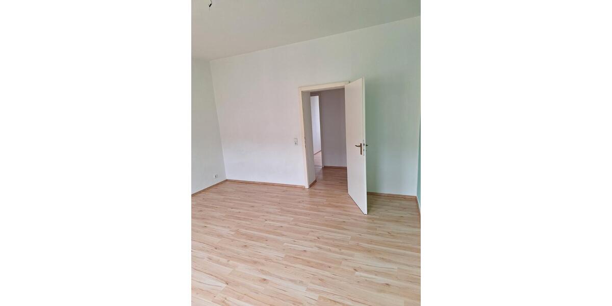 Etagenwohnung Bernburg (Saale) - 2 Zimmer, 45 m&sup2;, 290&euro; | Angebot:26232722