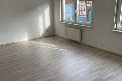 Einfamlilienhaus mit Garage und Einliegerwohnung 5 zimmer