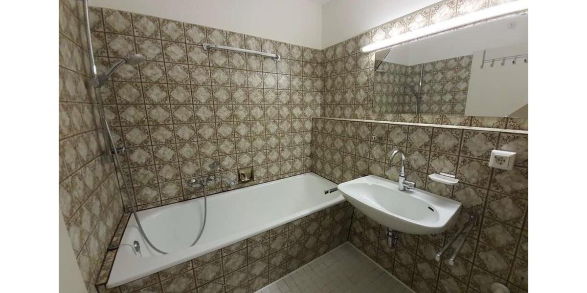 Erdgeschoßwohnung Ravensburg Galgenhalde - 2.5 Zimmer, 69 m&sup2;, 1.200&euro; | Angebot:24679300