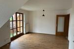 Dachgeschoßwohnung Großheirath - 1 Zimmer, 35 m&sup2;, 350&euro; | Angebot:26635438