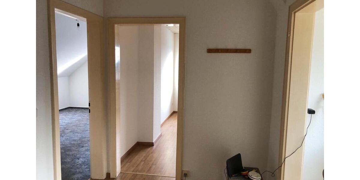 Dachgeschoßwohnung Morsbach - 2 Zimmer, 48 m&sup2;, 290&euro; | Angebot:25632967