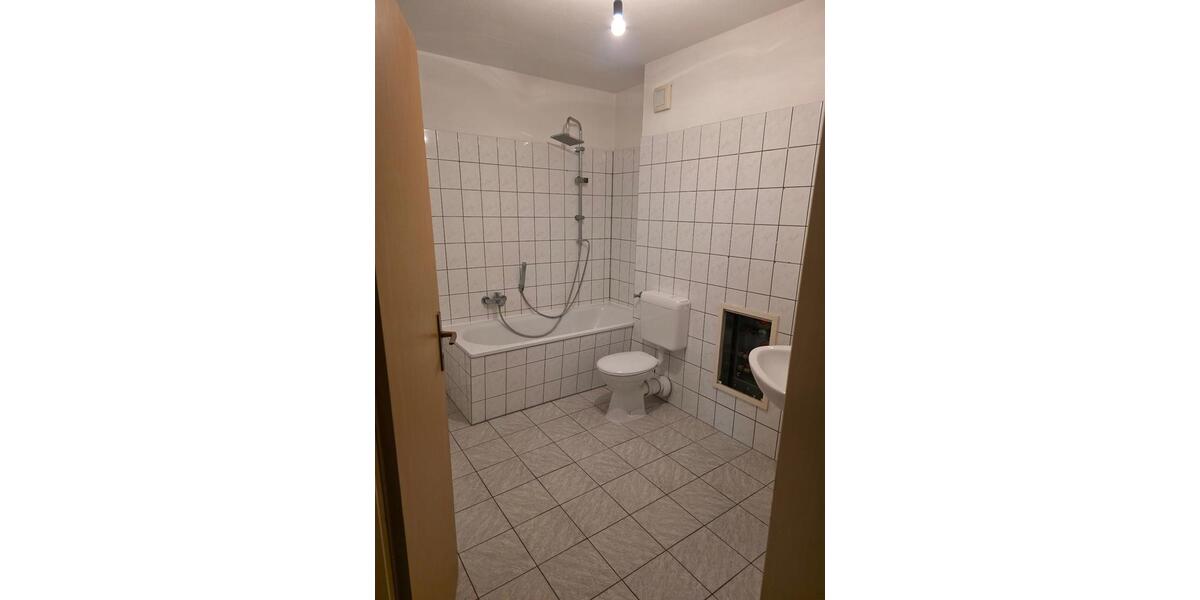 Etagenwohnung Dahlen - 3 Zimmer, 85 m&sup2;, 525&euro; | Angebot:24212640
