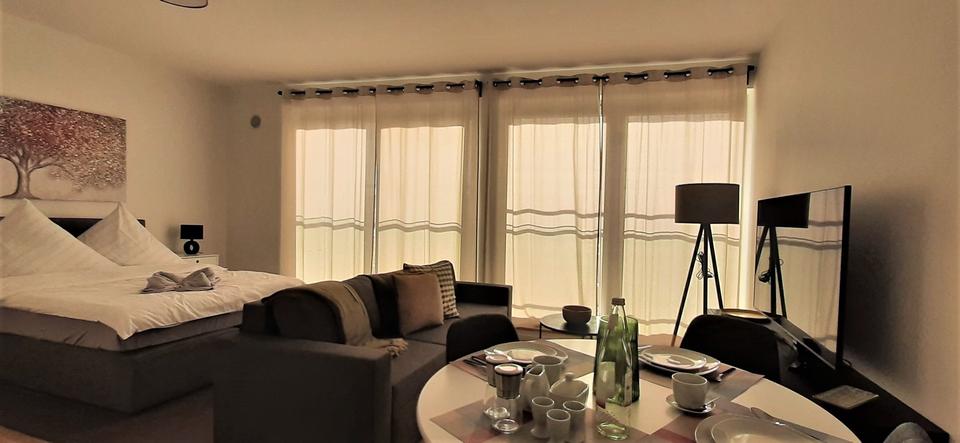 Dachgeschoßwohnung Berlin Friedrichshain-Kreuzberg - 1 Zimmer, 32 m&sup2;, 950&euro; | Angebot:26633430