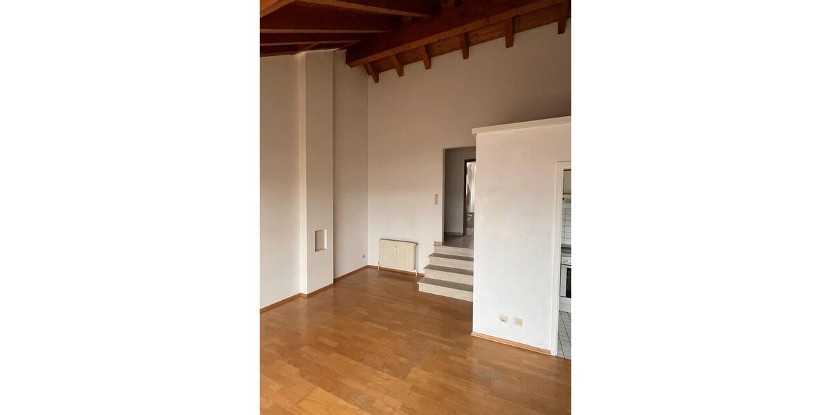 Dachgeschoßwohnung Böblingen - 2.5 Zimmer, 50 m&sup2;, 895&euro; | Angebot:24622406