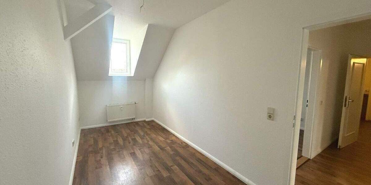 Etagenwohnung Chemnitz Gablenz - 3 Zimmer, 64 m&sup2;, 355&euro; | Angebot:26540797