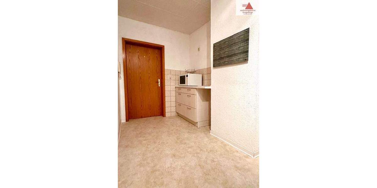 Etagenwohnung Schlettau - 3 Zimmer, 64 m&sup2;, 320&euro; | Angebot:25744612