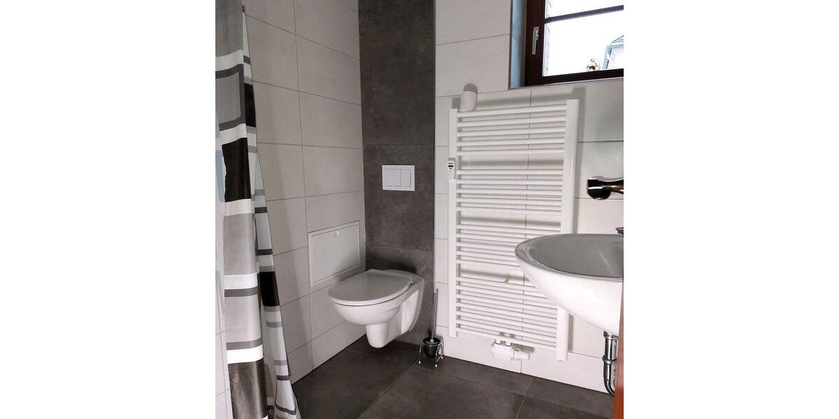 Etagenwohnung Flöha - 2 Zimmer, 47 m&sup2;, 325&euro; | Angebot:25660631