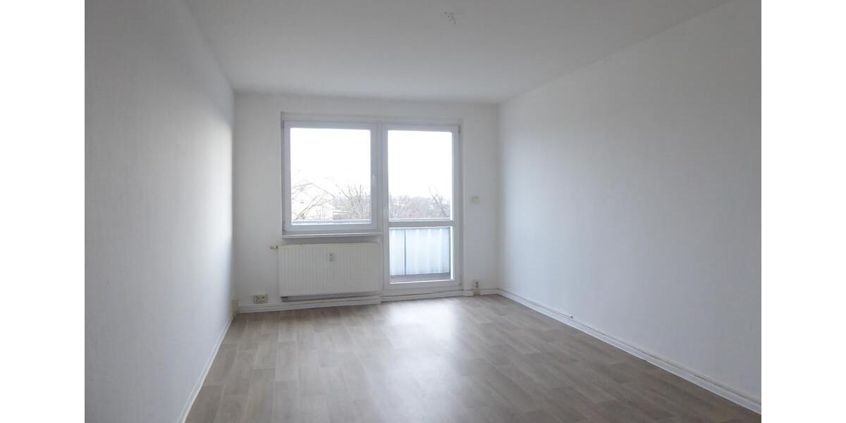 Etagenwohnung Bad Lauchstädt - 3 Zimmer, 58 m&sup2;, 359&euro; | Angebot:24700321
