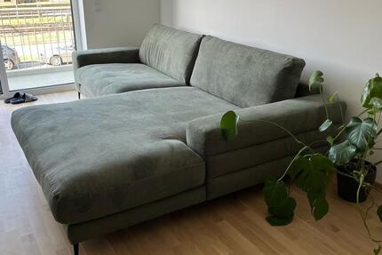 Moderne 3-Zimmer-Wohnung mit Balkon und Tiefgaragenstellplatz 3 zimmer