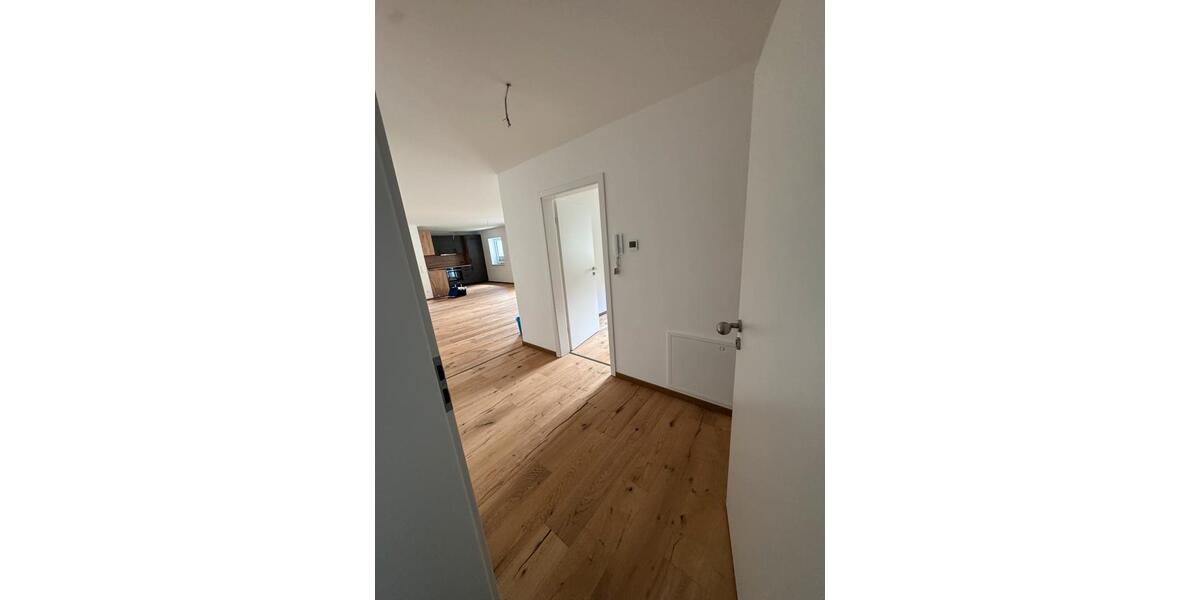 Erdgeschoßwohnung Bodenmais - 2 Zimmer, 71 m&sup2;, 770&euro; | Angebot:26624591