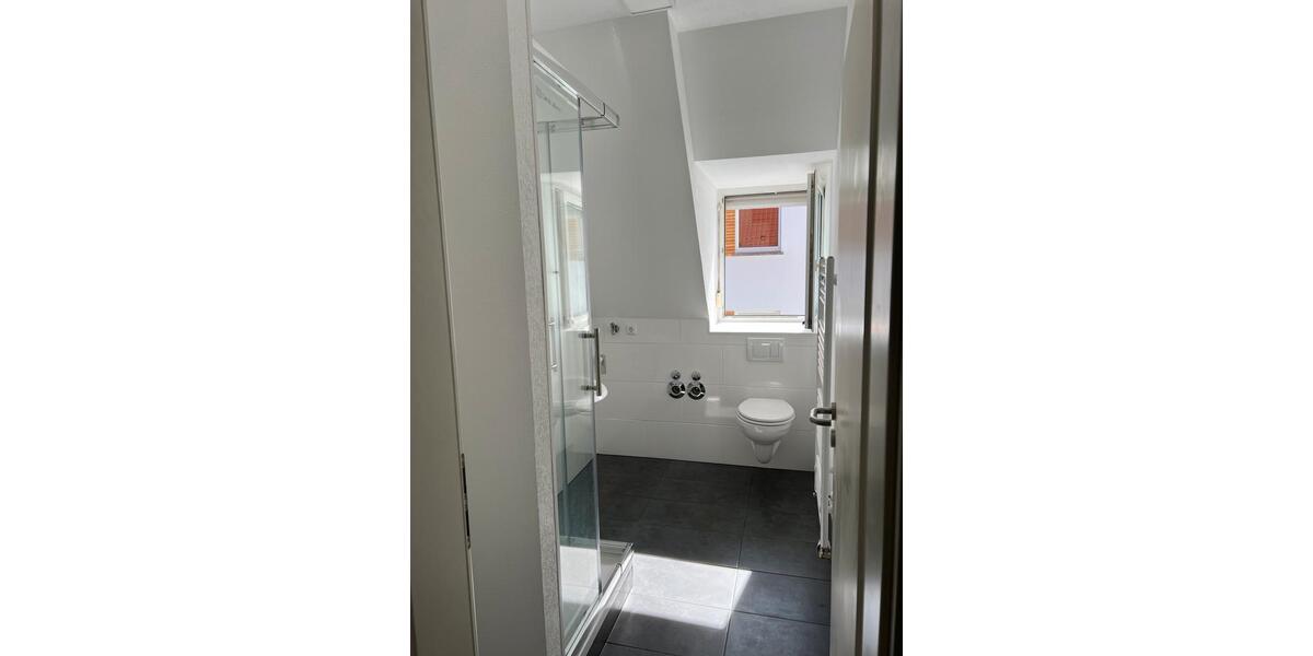 Dachgeschoßwohnung Stegaurach - 2 Zimmer, 49 m&sup2;, 585&euro; | Angebot:26502773