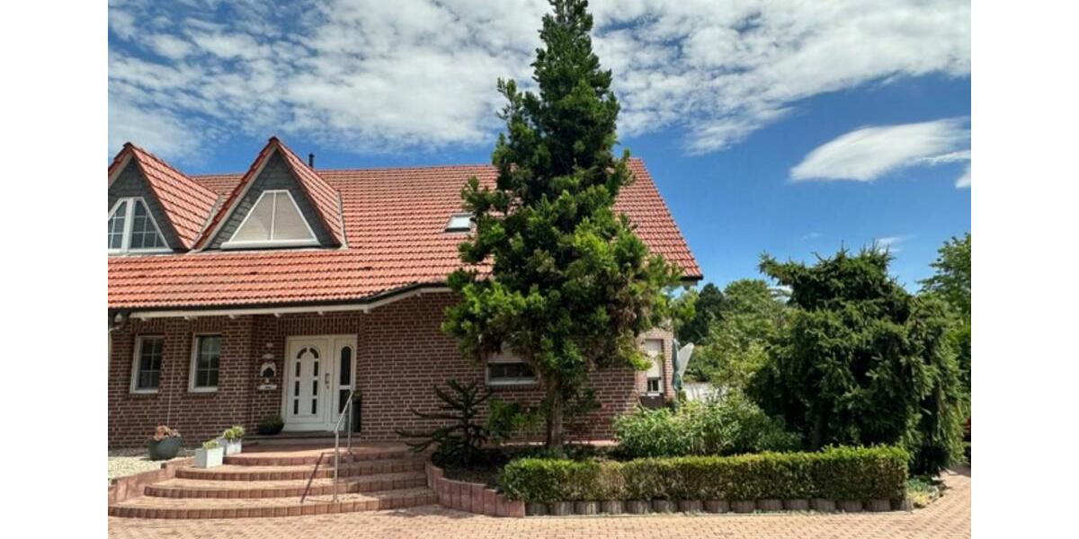 Doppelhaushälfte Sandersdorf-Brehna Torna - 3.5 Zimmer, 160 m&sup2;, 1.599&euro; | Angebot:24832126