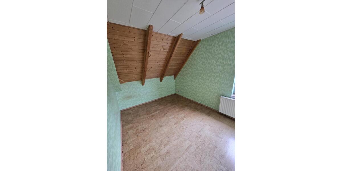 Etagenwohnung Jerichow - 6 Zimmer, 198 m&sup2;, 1.300&euro; | Angebot:26561573