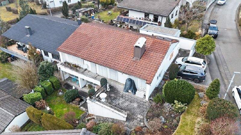 Mehrfamilienhaus, Wohnhaus Tettnang - 5 Zimmer, 140 m&sup2;, 2.250&euro; | Angebot:25695343