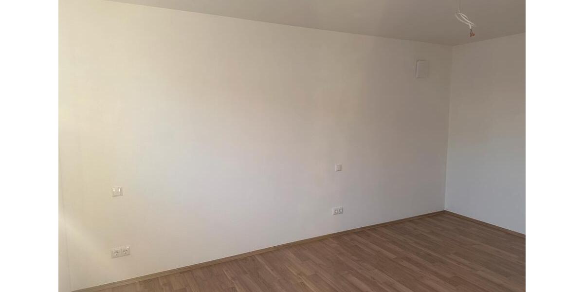 Doppelhaushälfte Osterhofen - 6 Zimmer, 175 m&sup2;, 1.350&euro; | Angebot:26399730