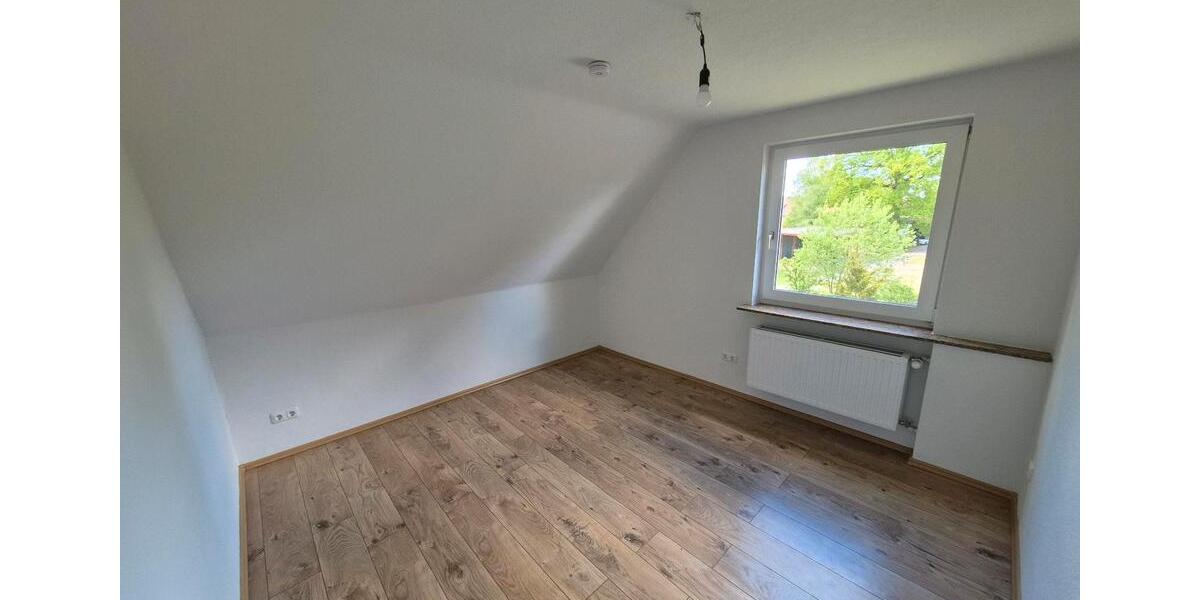 Dachgeschoßwohnung Hanstedt - 3 Zimmer, 71 m&sup2;, 920&euro; | Angebot:26588532